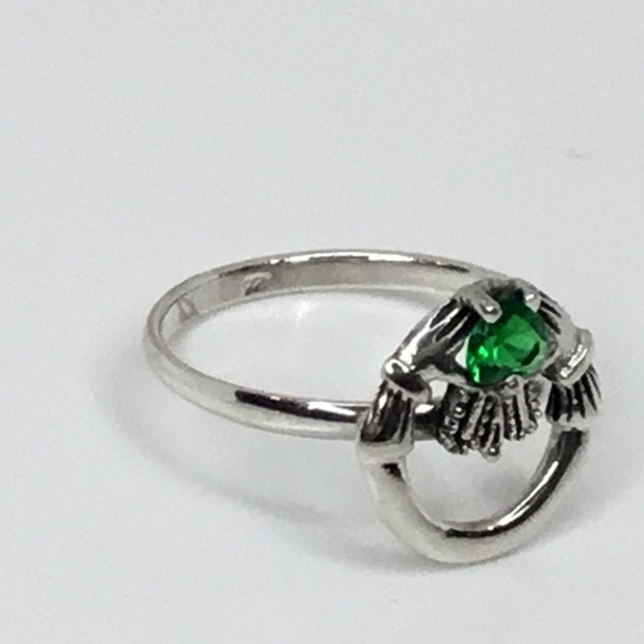 Sale $12 Firm! Sterling Claddagh Ring W/Synthetic Emerald - Picture 16 of 16